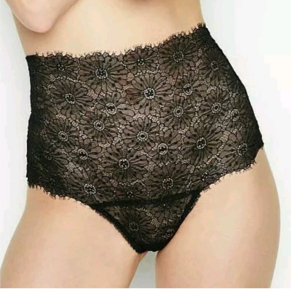 Victoria's Secret High-Rise Floral Daisy Lace Thong Panty Women's Large Black